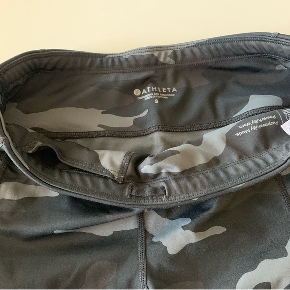 Athleta camo contender 7/8 tight size small - Picture 4 of 11